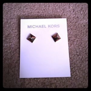 Michael kors rose gold colored pyramid studs